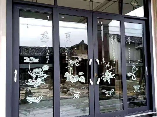 安裝重型推拉門能用木質材料嗎？